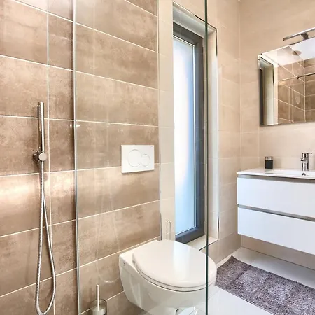 Delfin Holiday home Medulin