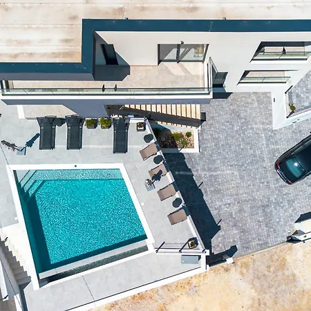 بيت للعطل Delfin With Pool ميدولين