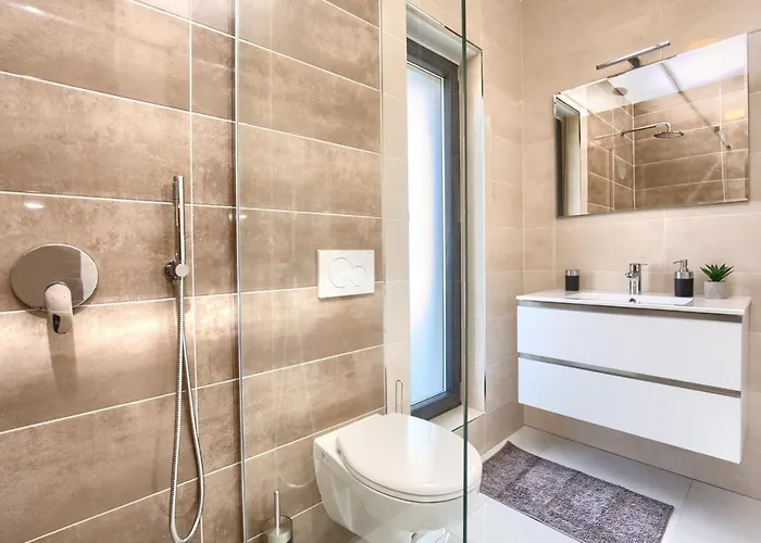 Delfin With Pool Vikendica Medulin